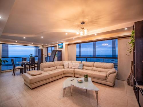 Catia La Mar Apartment | Apto de LUJO 5 min del aeropuerto DosLocosDeViaje