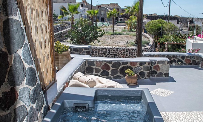 Finikia House | Arck Suites