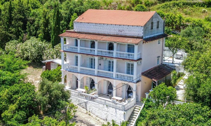 Gardenos Apartment | Ariel Studio 3