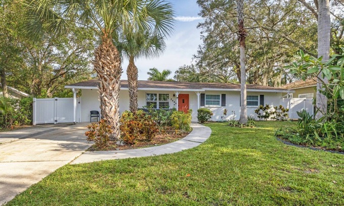 Arlington Park House | Arlington Park House Sarasota Tropical Oasis