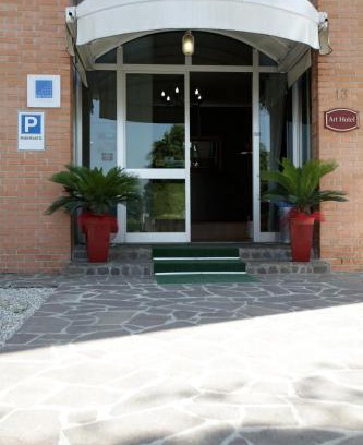 Mirano Hotel | Art Hotel