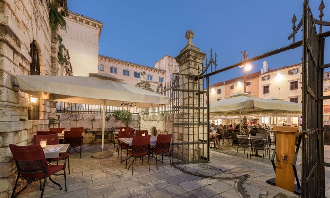 Zadar Old Town Hotel | Art Hotel Kalelarga