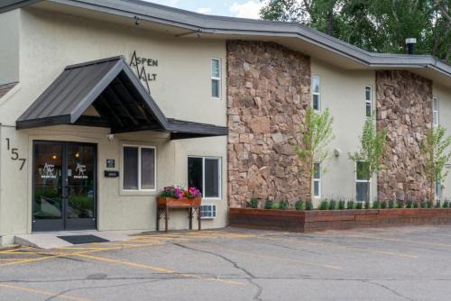 Basalt Hotel | Aspenalt Lodge