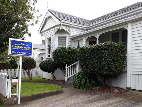 Mount Eden Hotel | At Eden Park Motel