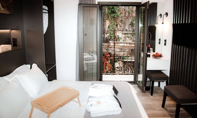 Plaka Hotel | Athens Muses Suites