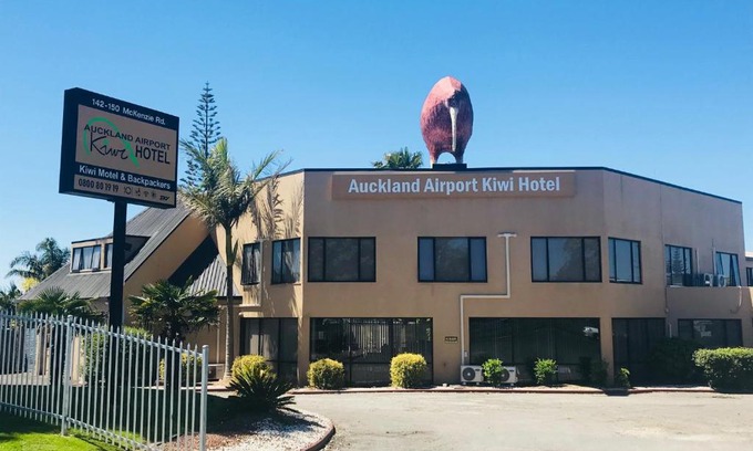 Mangere Hotel | Auckland Airport Kiwi Hotel