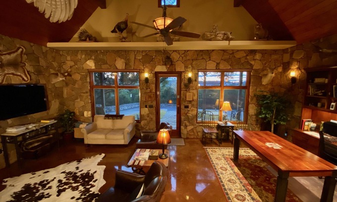 Two Creeks Cottage | Austin Lakeway Estate Cottage: Private Mountain-Style Guest Lodge
