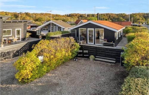 Hejsager Strand House | Awesome Home In Haderslev With Kitchen