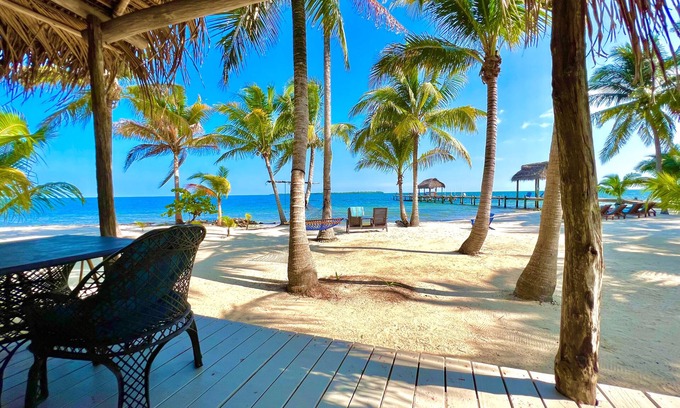 Placencia Hotel | Azure Del Mar