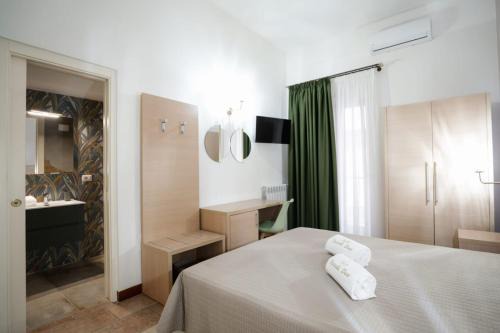 Margherita di Savoia Bed & Breakfast | B&B Riccioli D'oro