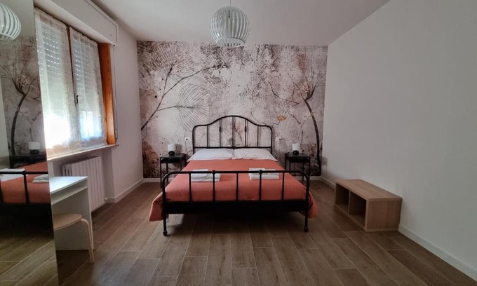 Roccabianca House | B&B Via Guareschi
