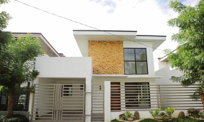 Taculing House | Bacolod City. Charming and lovely home