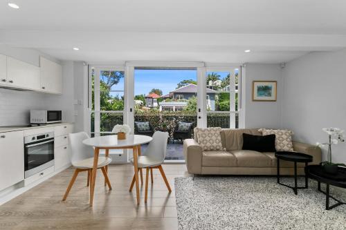 Mosman Apartment | Balmoral Cabana - large terrace & 150m to beach