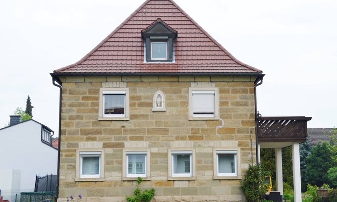 Oberhaid Apartment | Bamberg sandstone house