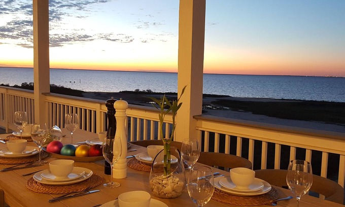 Red Fish Cove House | BAYFRONT! HOT TUB! ELEVATOR! FIRE PIT! POINTE WEST RESORT: A Bit of Heaven