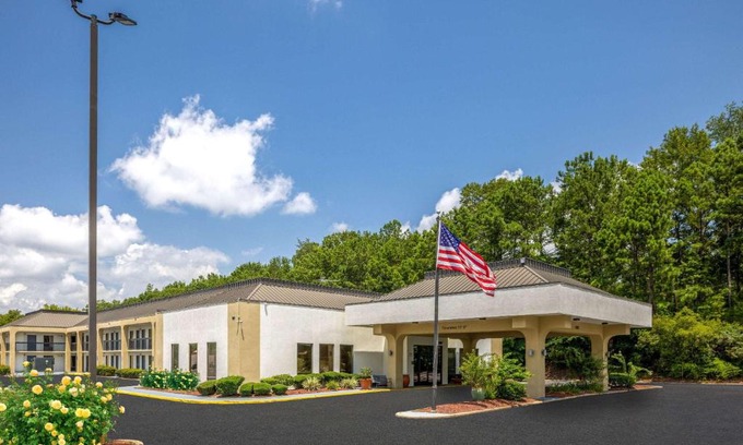 Columbus Hotel | Baymont by Wyndham Columbus GA