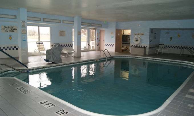 Coon Rapids Hotel | Baymont by Wyndham Coon Rapids