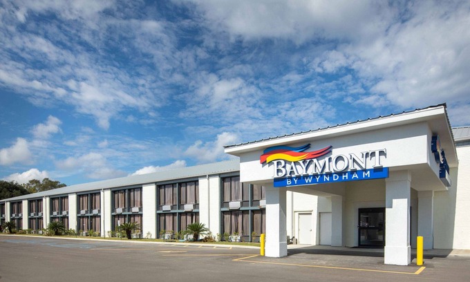 Hammond Hotel | Baymont Inn & Suites by Wyndham Hammond