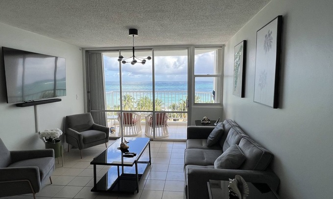 Carolina Condo | Beach Front 2 bed 2bath condo in Isla Verde.