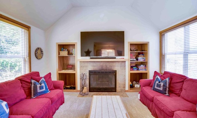 Shorepine Village House | Beach Happy