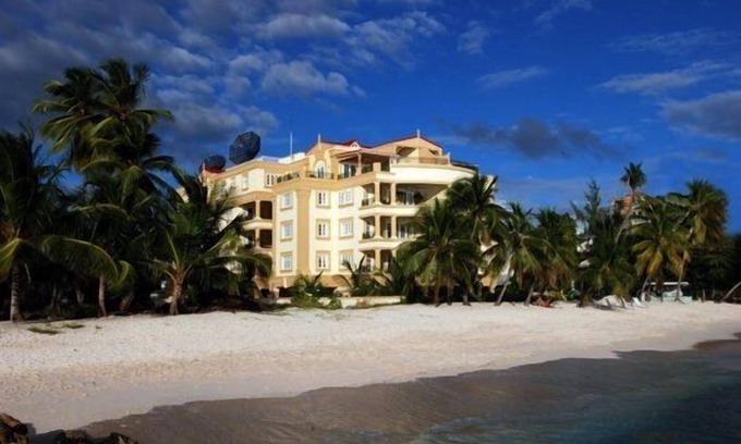 St. Lawrence Gap Apartment | Beachfront Apartment at Dover Beach, St Lawrence