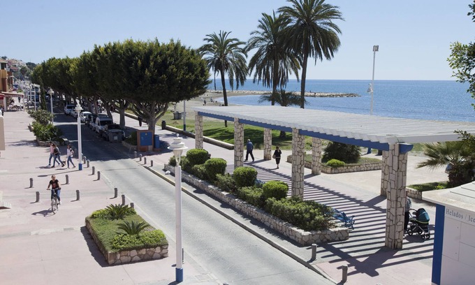 El Palo Apartment | Beachfront Apartment