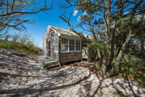 Wading River House | Beachfront Romance: Rustic Home w/Private Beach