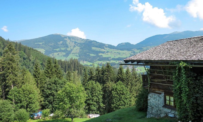 Hollersbach im Pinzgau Villa | Beautiful private villa for 13 guests with WIFI and terrace