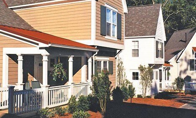 Lackey Apartment | Beautiful 3 bedroom unit at resort, sleeps 8