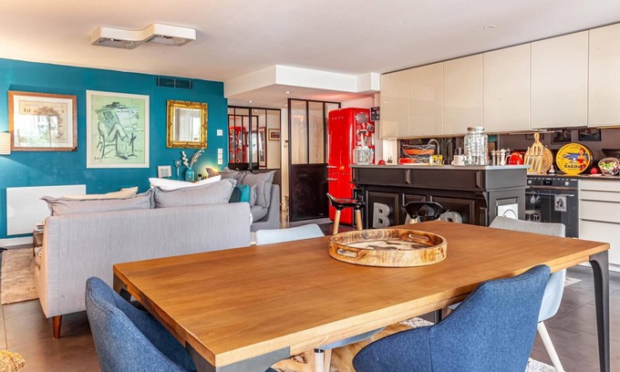Le Rouet Apartment | Beautiful apartment in Marseille's Golden Square