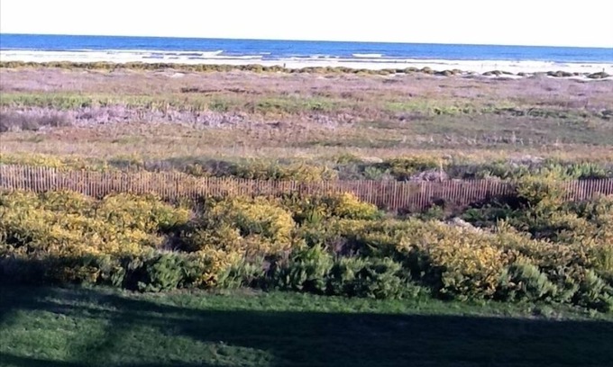 Red Fish Cove Condo | Beautiful Beachfront Condo next to the Beach Club