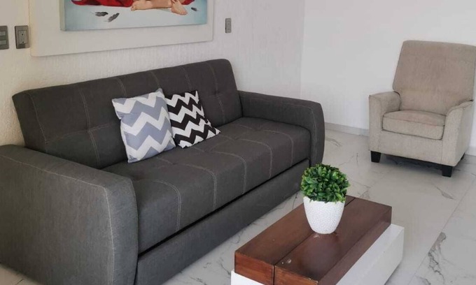 Manzanillo Apartment | Beautiful, central and spacious apartment, 10 minutes from the beach on foot