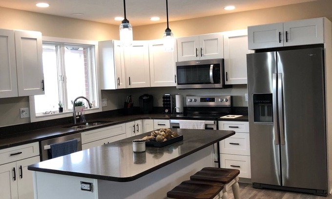 Shipshewana House | Beautiful completely remodeled home in the peaceful quaint town of Shipshewana