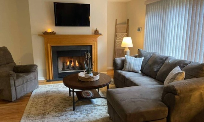 Vernon Condo | Beautiful Mountain Retreat 3 Bedroom Getaway!