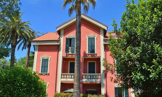 Silvi Apartment | Beautiful portion of Villa in Art Nouveau,recently renovated 200mt from the sea