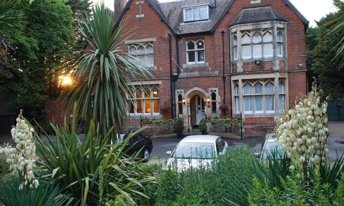 Reading Hotel | Beech House Hotel