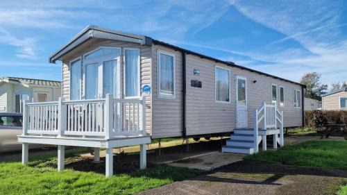 Pagham Apartment | Belinda, Church Farm, Pagham