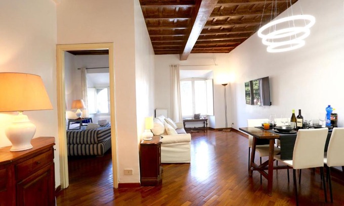 Rione IV Campo Marzio Apartment | Bellavista Piazza del Popolo