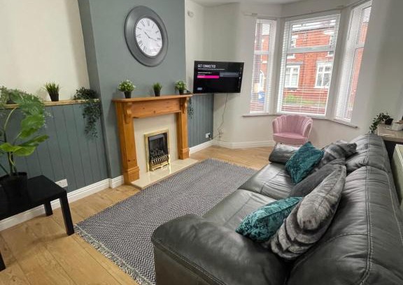 Crewe House | Bentley Place