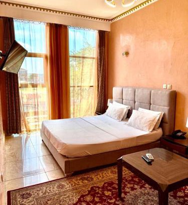 Brazzaville Hotel | BEST HOTEL Aero-Batignoll