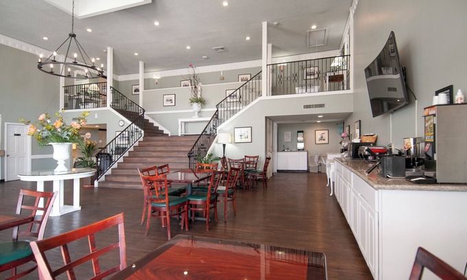 Orange Hotel | Best Price Motel and Suites