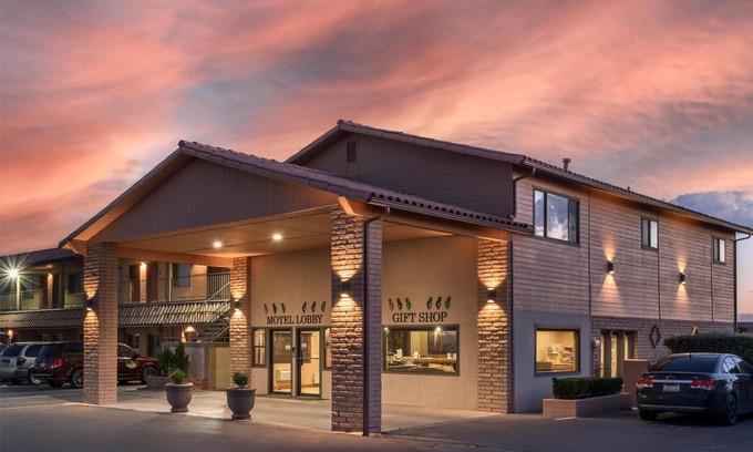 Chinle Hotel | Best Western Canyon De Chelly Inn