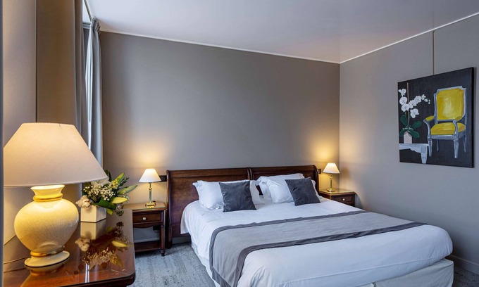 Aurillac Hotel | Best Western Grand Hotel De Bordeaux