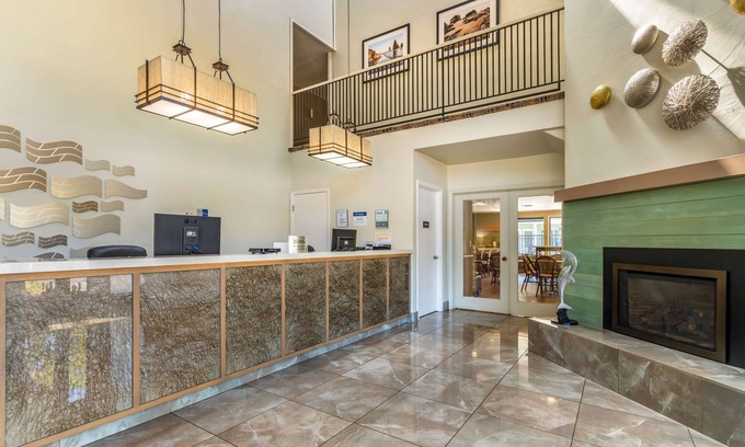 Scotts Valley Hotel | Best Western Plus Inn Scotts Valley