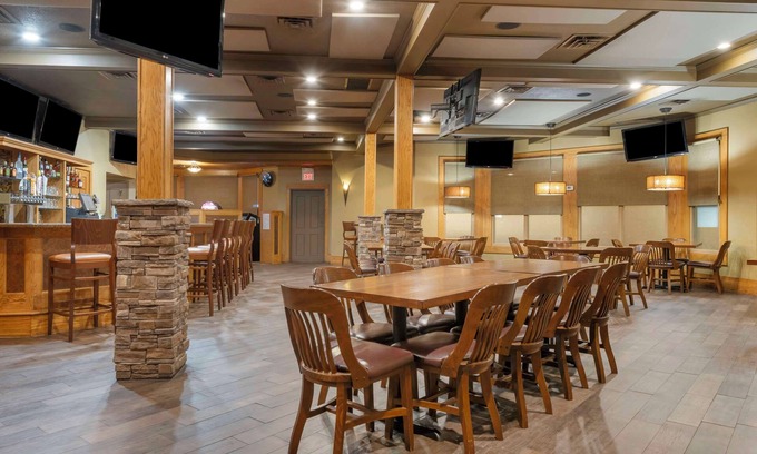 Sioux Falls Hotel | Best Western Plus Ramkota Hotel