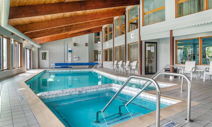 Cheboygan Hotel | Best Western River Terrace