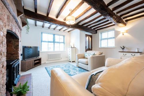 Ollerton House | Bieldside Cottage