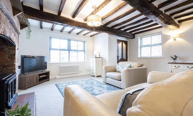 Ollerton House | Bieldside Cottage Ollerton
