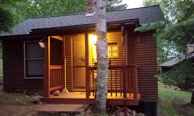 Cook Cabin | Birch Cabin at Vintage Vermilion Resort