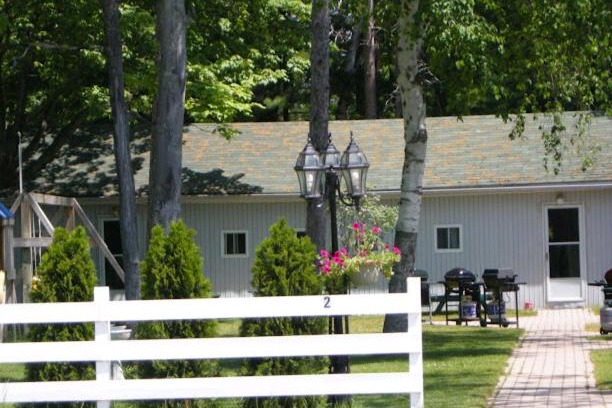 Wasaga Beach Resort | Birch Haven by the Beach